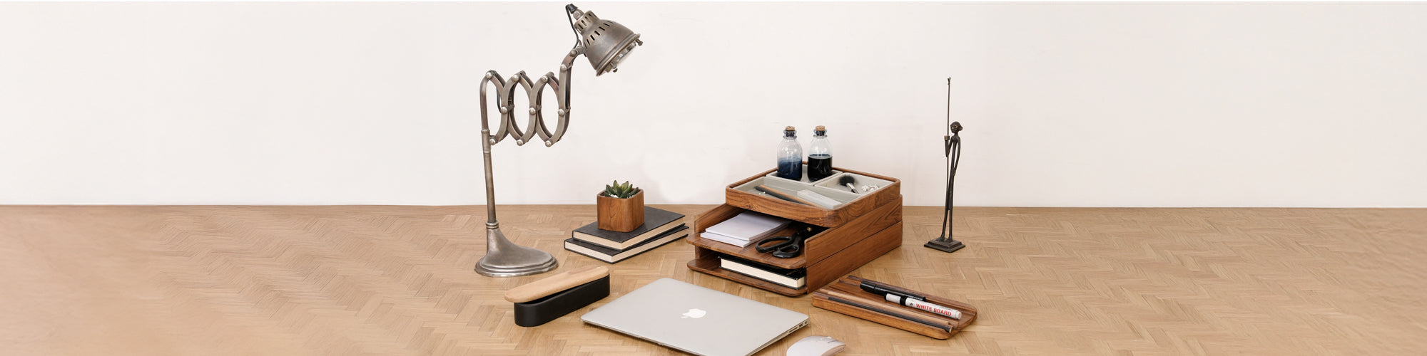 Desk Accessories, office desk accessories, best accessories for home office