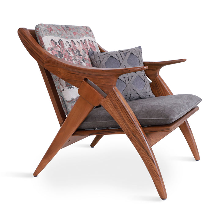 Rocnik - Lounge Chair