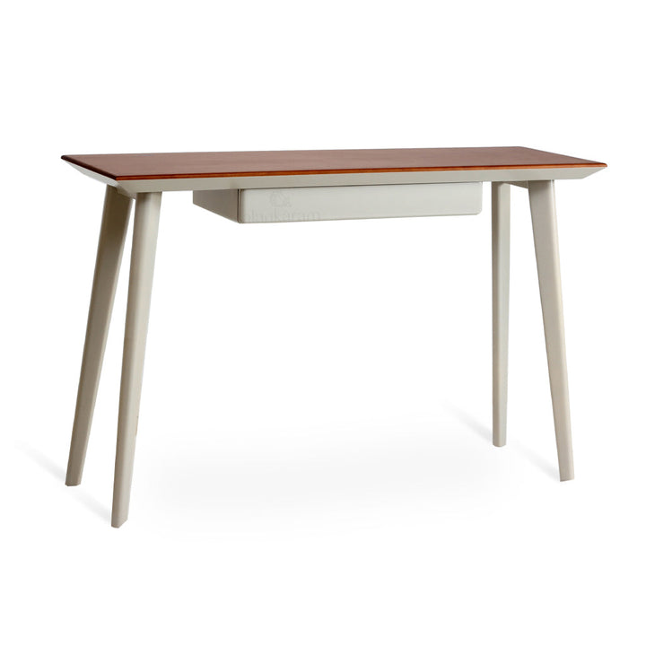 Ajji - Study Table
