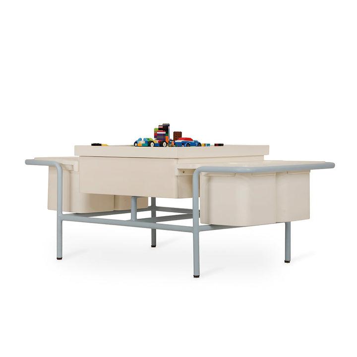 Igriv - Functional and Playful Kids Table