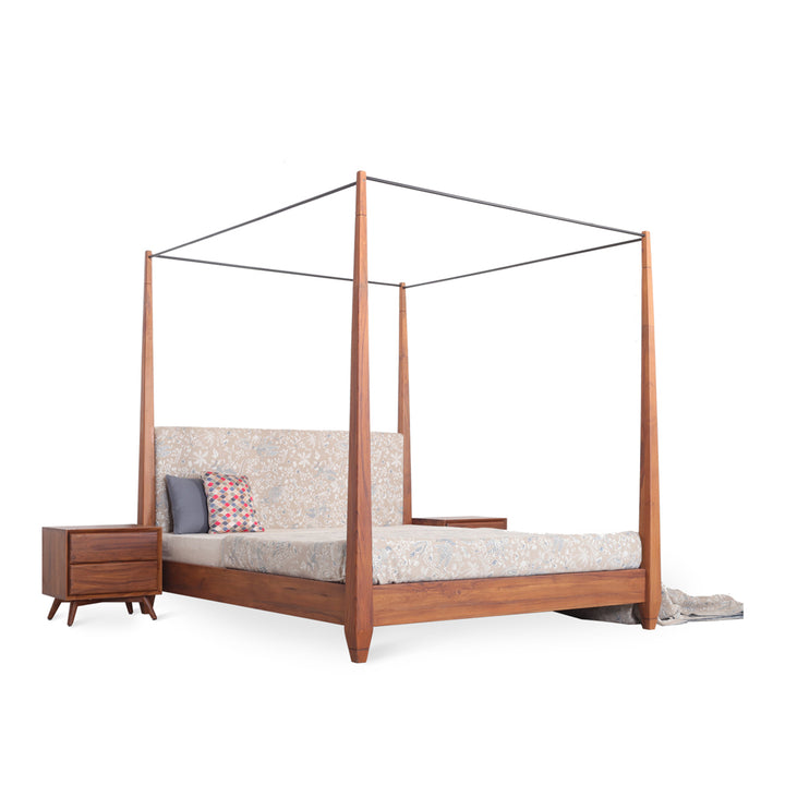Dritto - Queen Size Teakwood Bed