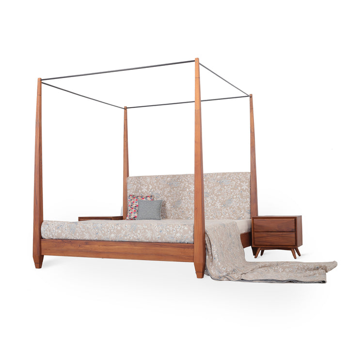 Dritto - Queen Size Teakwood Bed