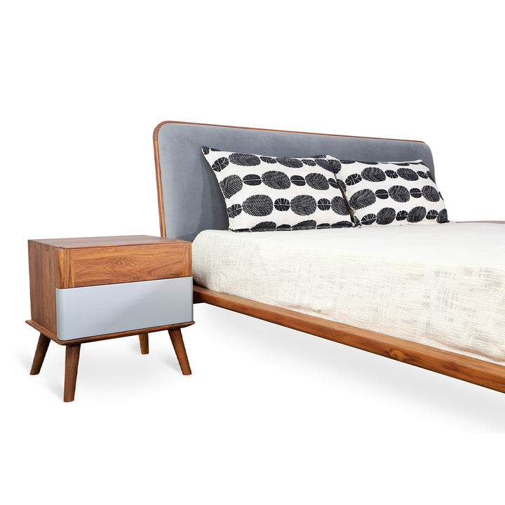 Kolo - Queen Size Bed