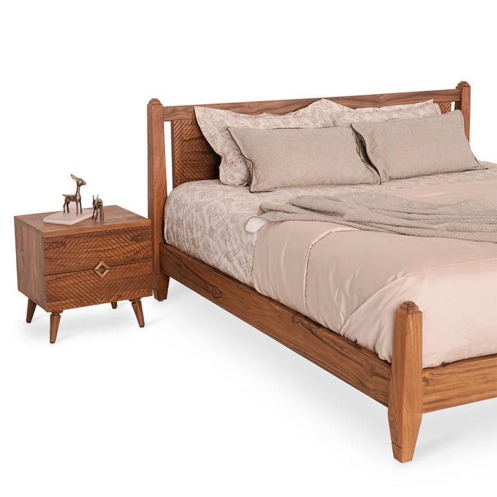 Solide - king Size Bed