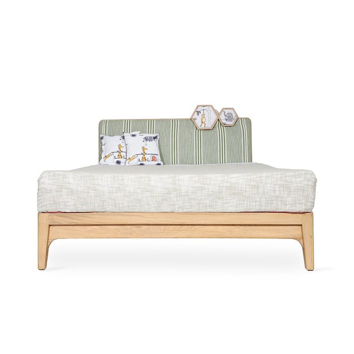 Xira - Queen Size Bed