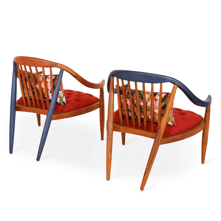 Vakra - Lounge Chair With Blue stain