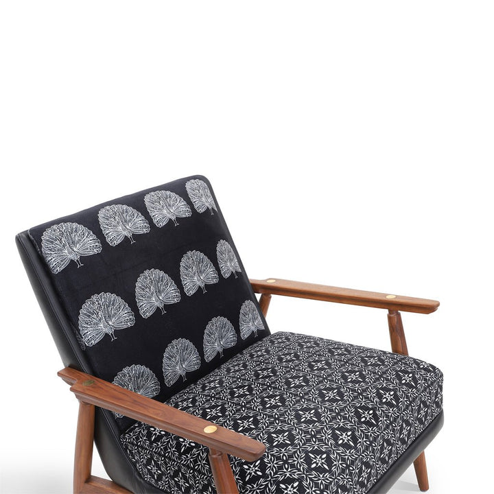 Aronui - Lounge Chair