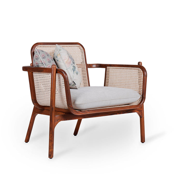 Bango - Lounge Chair with White Fabric and Rattan