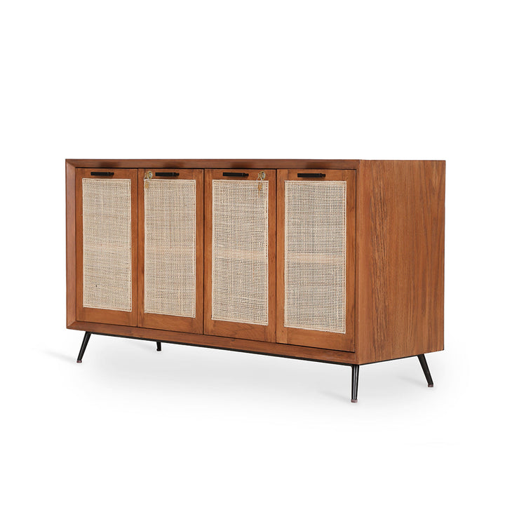 Yalin Shoerack/ Storage Unit