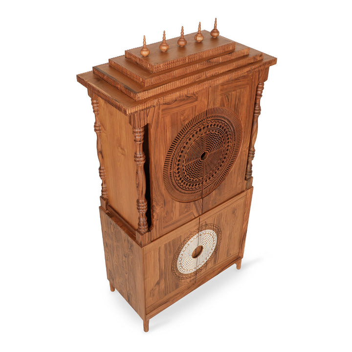 Kuil Teakwood Temple with Carved Structure