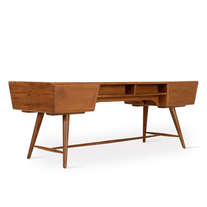 Aizvara - Study Table