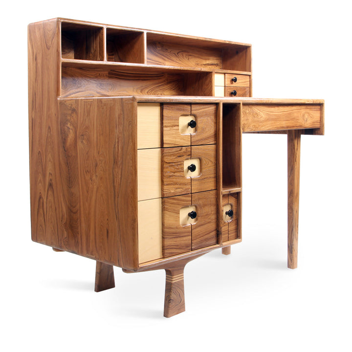 Saarani - Study Table