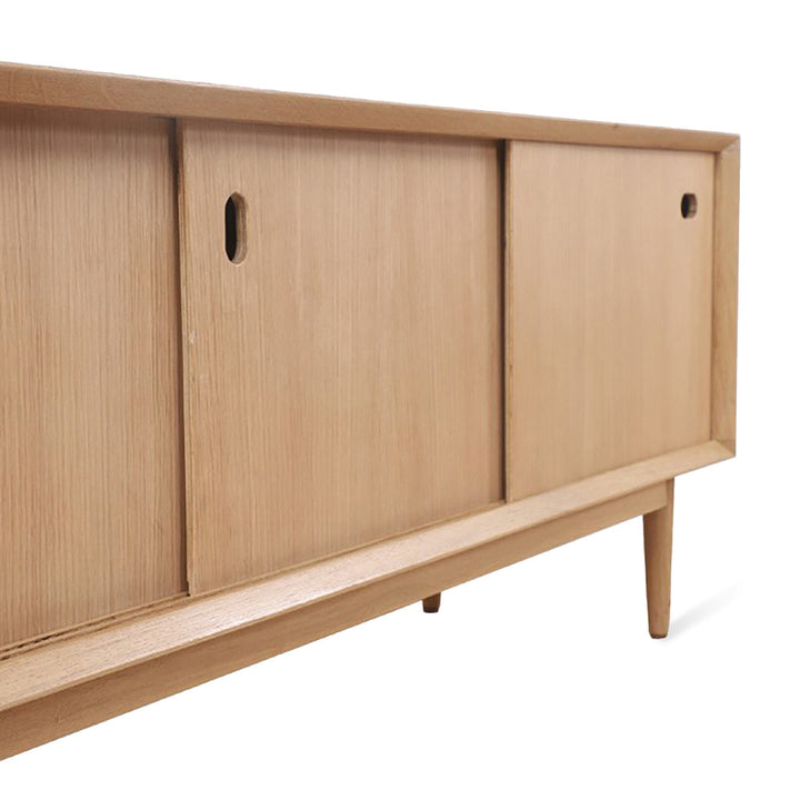 Tiga Solidwood TV Unit