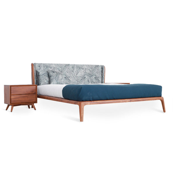 Nillyn - Queen size Bed