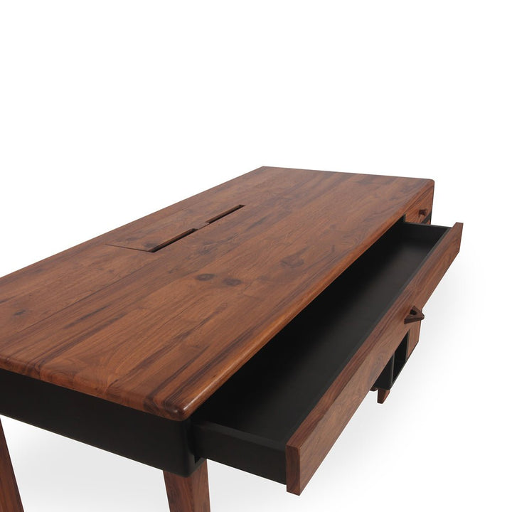 Rizu - Study Table